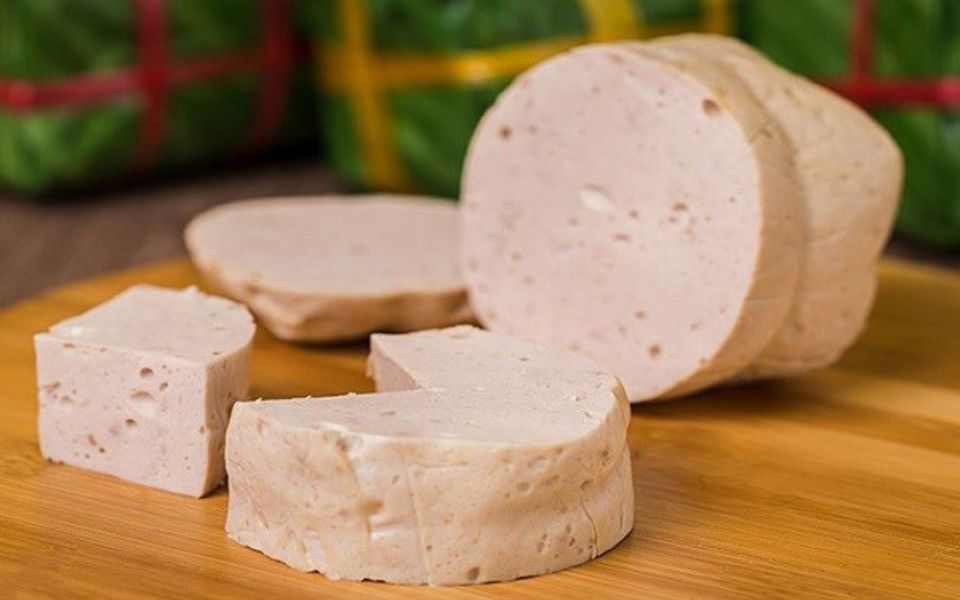 cách nhận biết chả lụa có hàn the